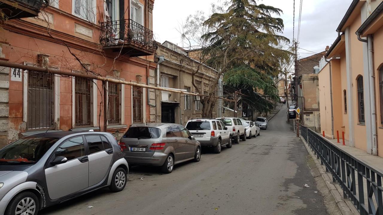 Cozy Apartment In Old Tbilisi Buitenkant foto