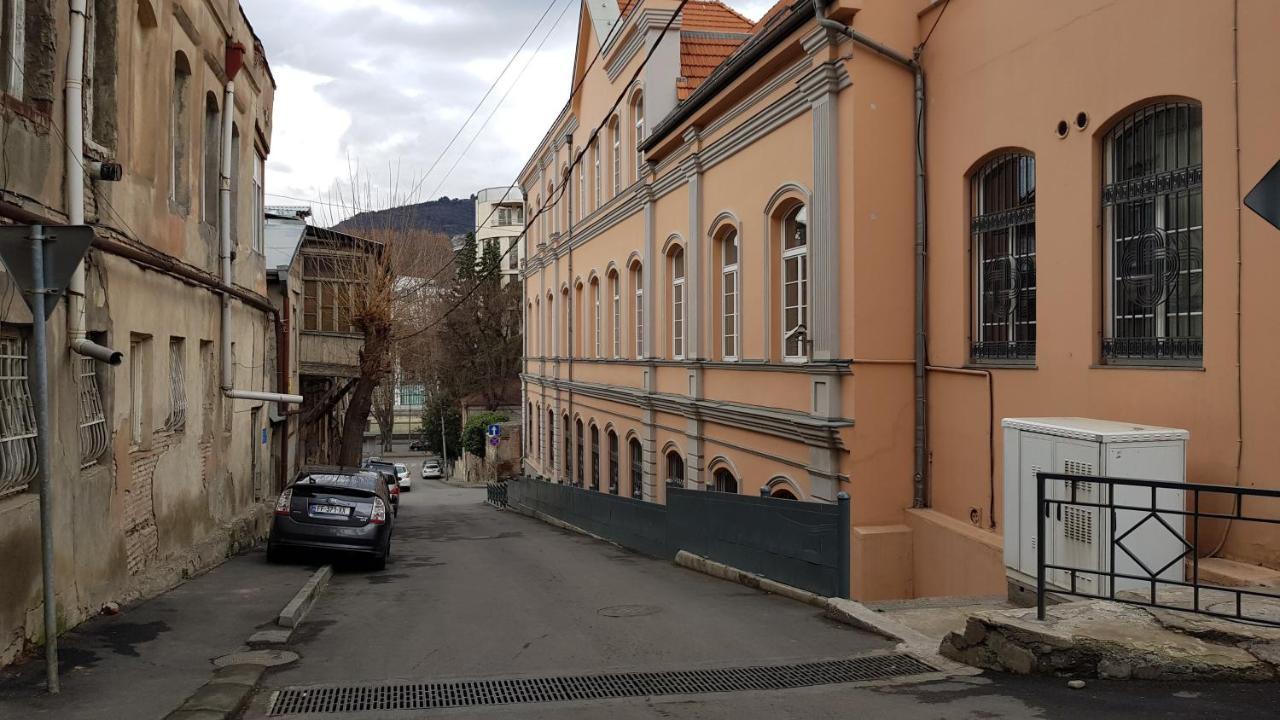 Cozy Apartment In Old Tbilisi Buitenkant foto